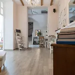 Cas'e Charming House 3*