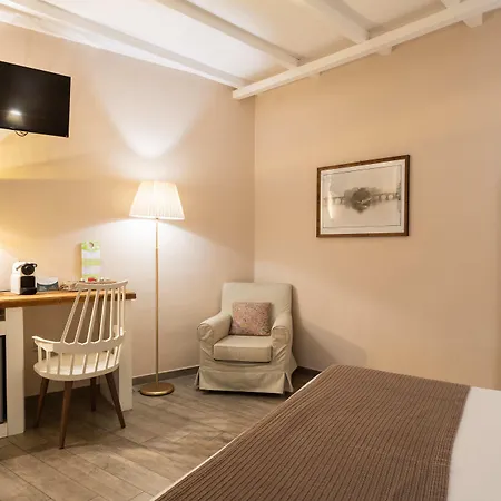 Cas'e Charming House