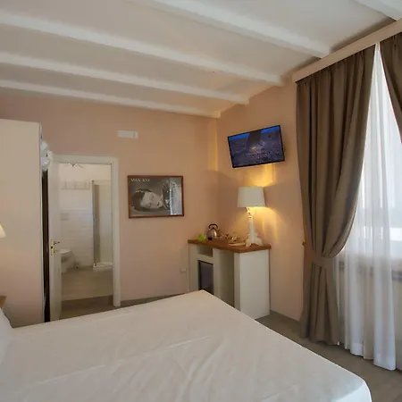 Cas'e Charming House