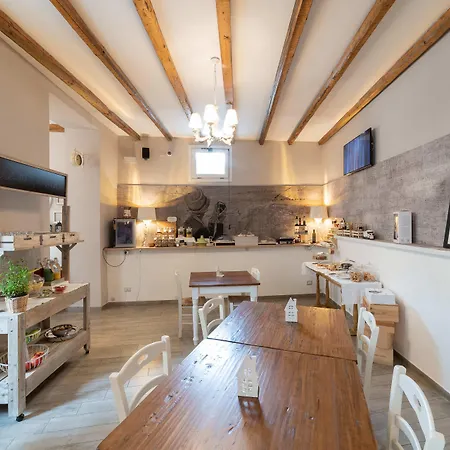 Отель Cas'e Charming House Казерта