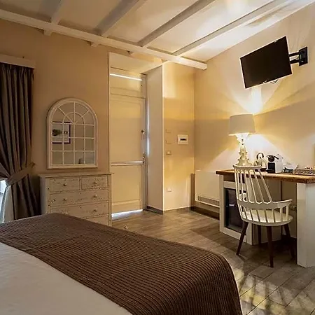 Cas'e Charming House 3* Казерта