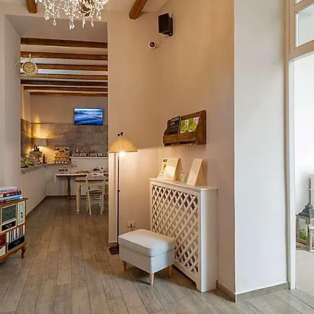 Cas'e Charming House Отель Казерта