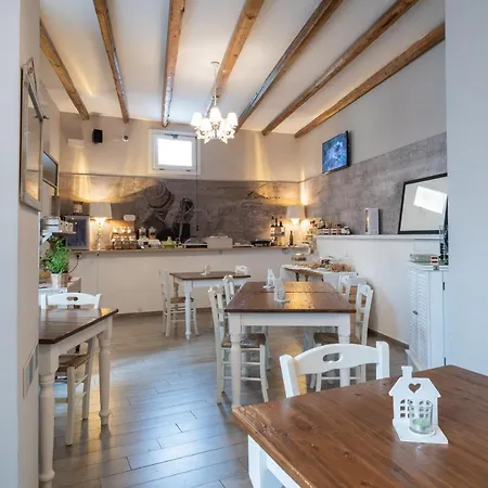 Hotel Cas'e Charming House 3*