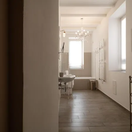Отель Cas'e Charming House