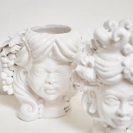 Cas'e Charming House